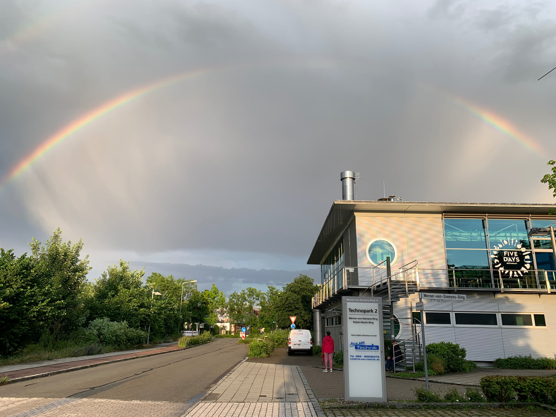 Regenbogen Technopark