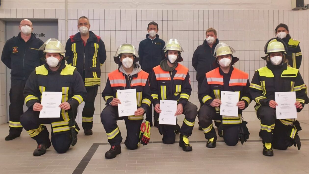 Ausbildung Feuerwehr Harthausen