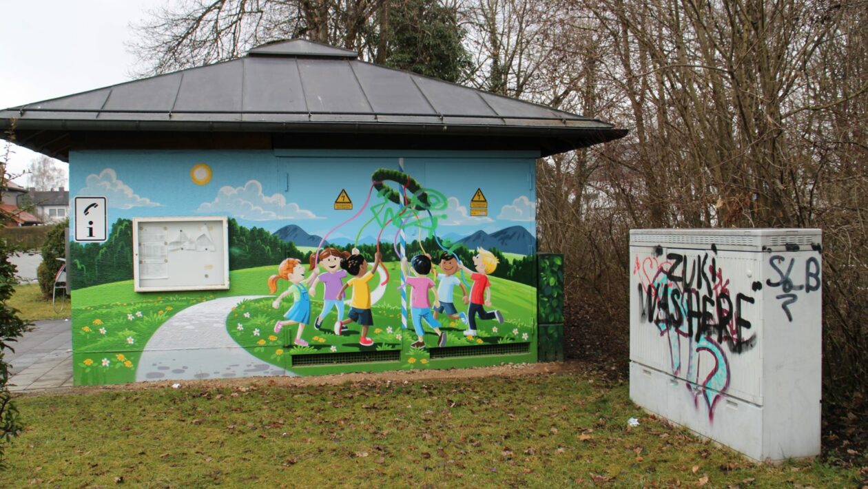 Bushäuschen Gartenstraße Graffity 01