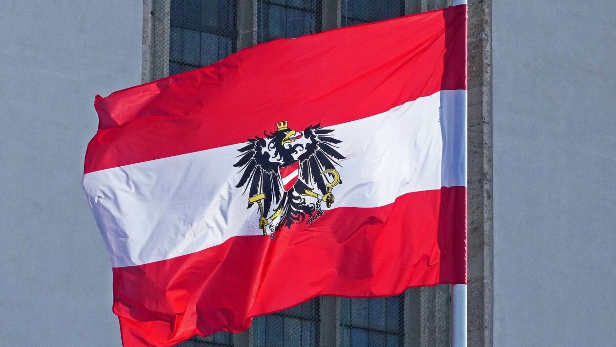 Östereich Flagge
