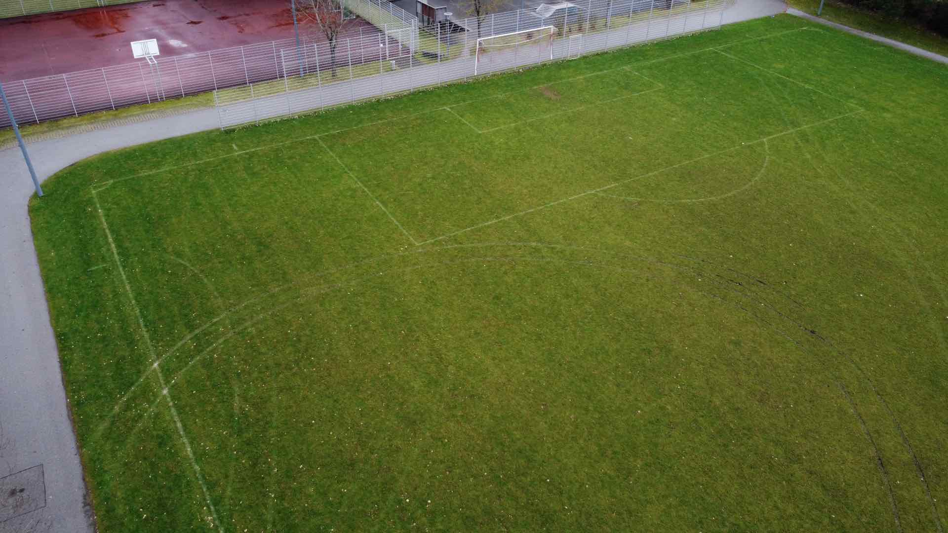 Fußballfeld im Sportpark beschädigt