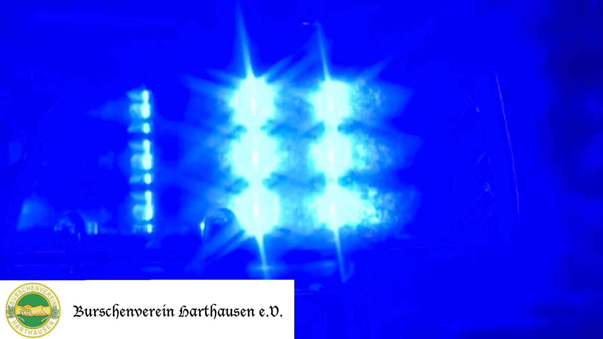 Blaulicht-Party in der Maibaumwachhütte in Harthausen
