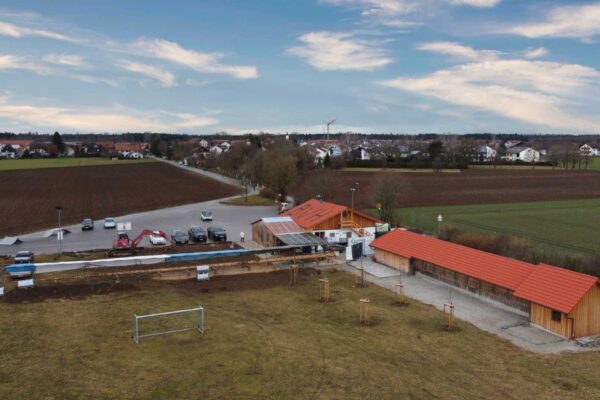Harthauser Burschen holen den Maibaum nach Harthausen