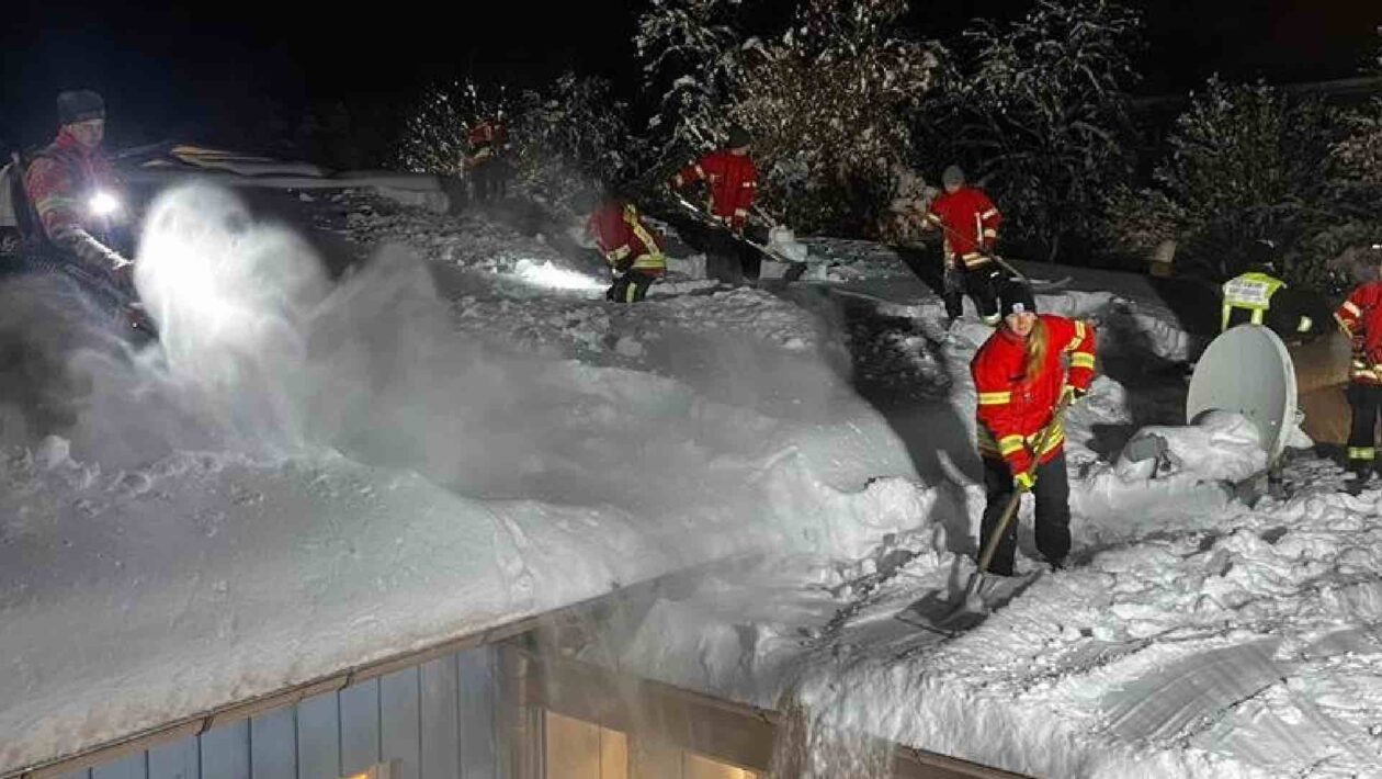 Feuerwehr Grasbrunn im Schneeräumeinsatz