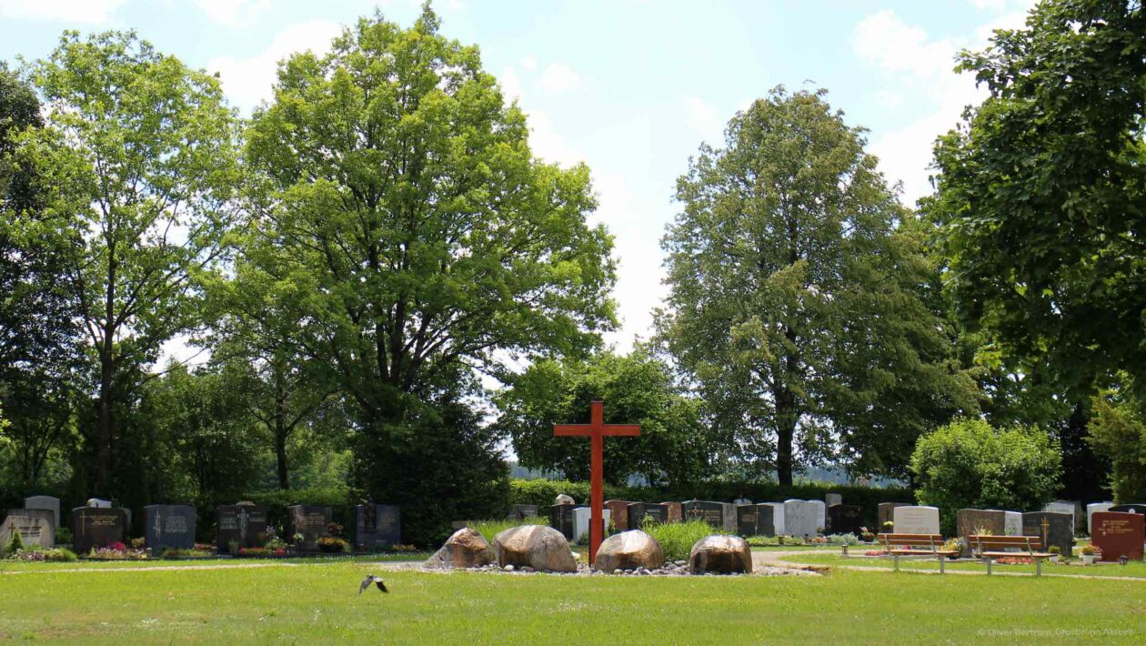 Diebstahl auf dem Friedhof Neukeferloh