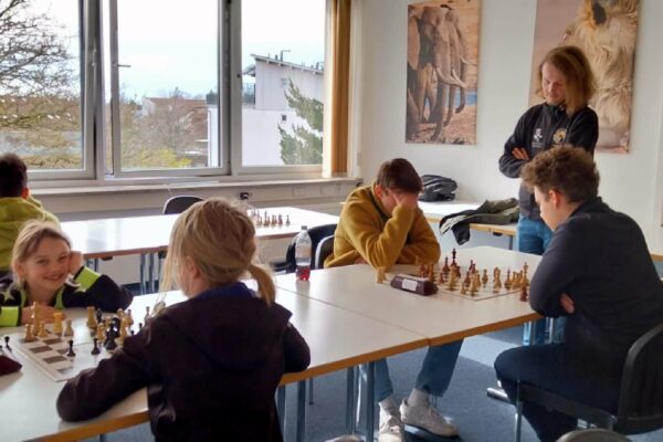 37. Otto-Thiermann-Pokal: Schachnachwuchs kämpft in Vaterstetten