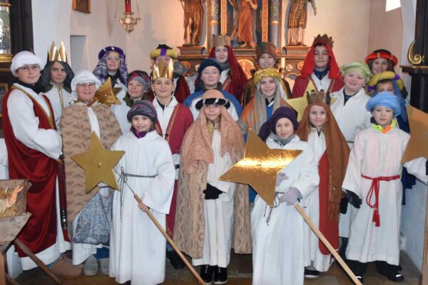 Sternsinger sammeln in Harthausen 2.916 Euro für Kinderrechte