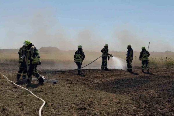 Großbrand bei Hohenbrunn: Fünf Feuerwehren im Einsatz
