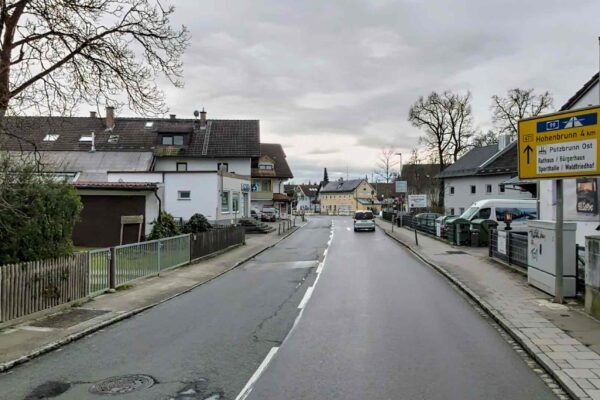 Einbahnstraße auf B 471 in Putzbrunn